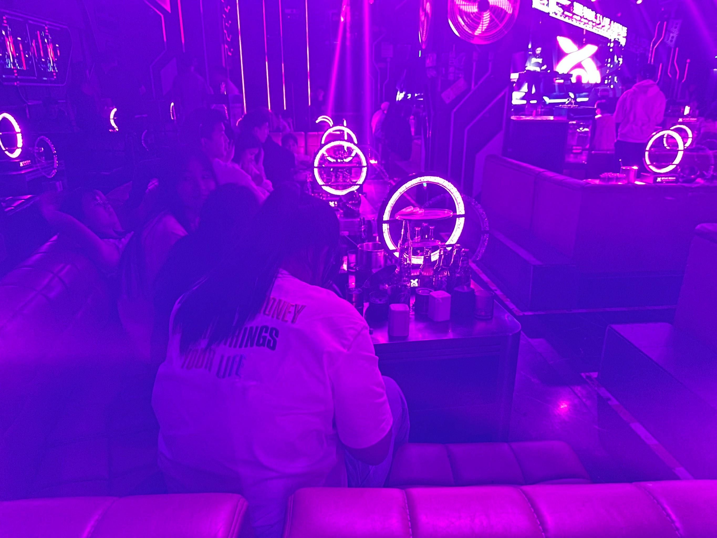 云浮商务ktv商务ktv有没有推荐-云城区ktv预订