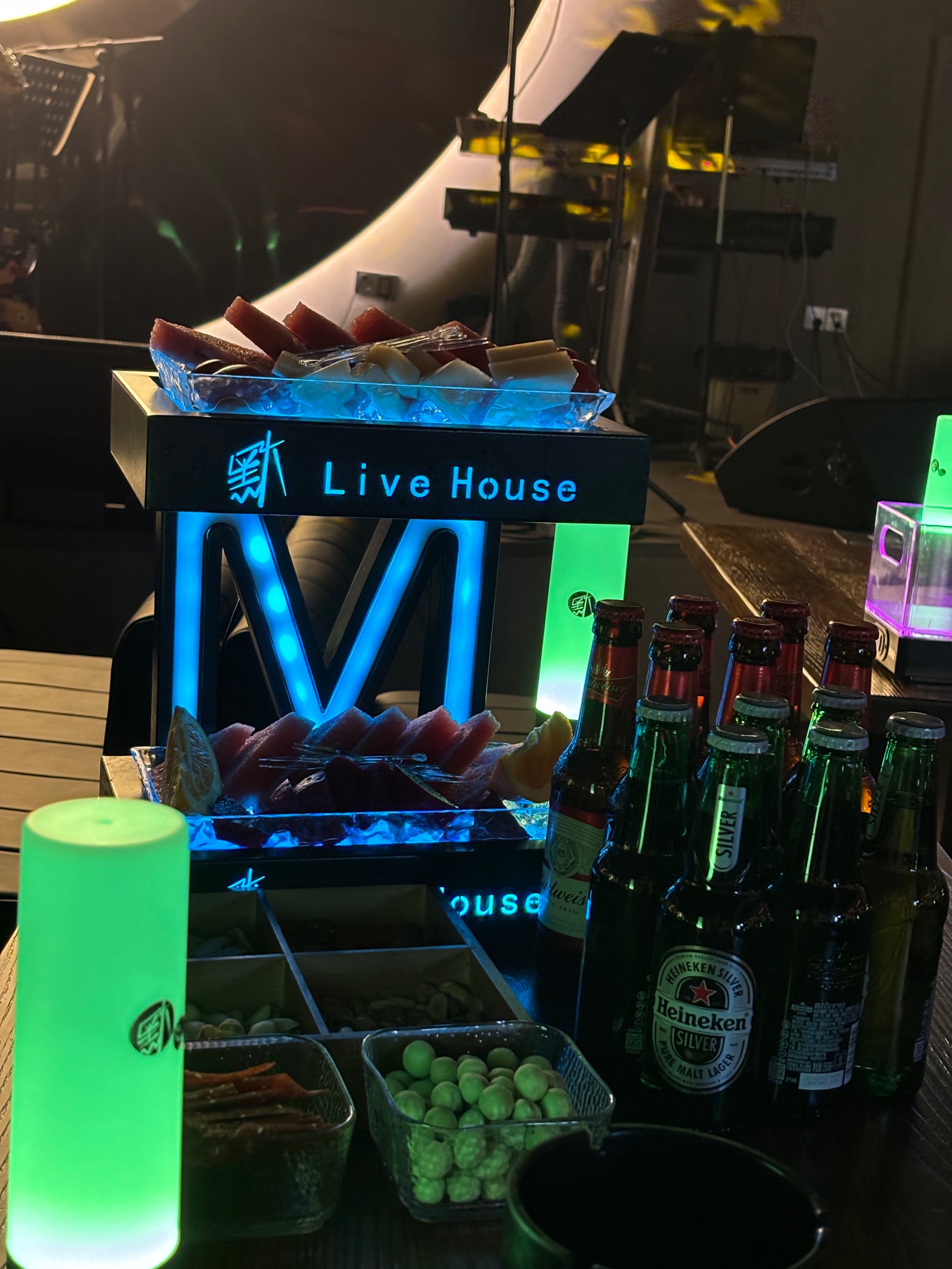 云浮商务ktv中低端差异-云安区ktv预订